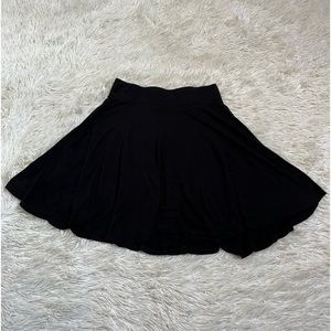 🦋🖤🕊️✨Black Circle Skirt✨🕊️🖤🦋